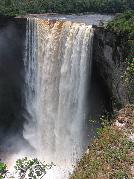 Kaieteur Falls, Guyana Kaieteur Falls, Guyana, Photo: Merlinthewizard, Wikipedia