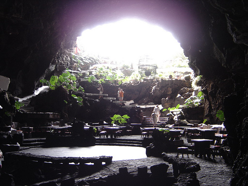 Restaurant Built by César Manrique Inside Jameos del Agua Restaurant Built by César Manrique Inside Jameos del Agua, Photo: Rafel Miro, Flickr