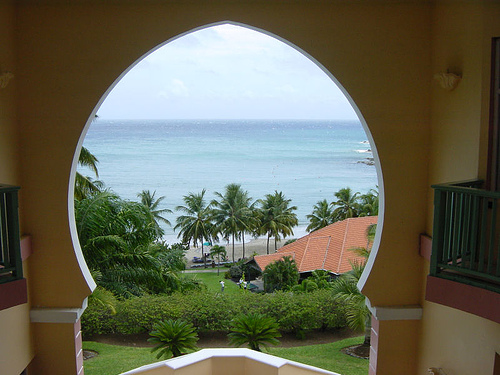 All Inclusive Vacations - Get Best Deals in 2009 To Keep Their Business Going, All Inclusive Vacations Providers Are Offering Excellent Deals on their Packages to Balance Out Tight Global Economy