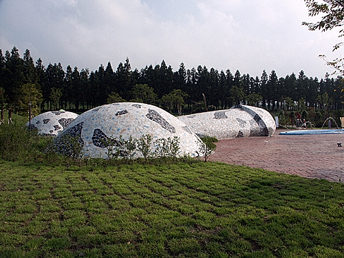 Giant Stone Penis at Jeju Loveland, Photo: gdimension, Wikipedia