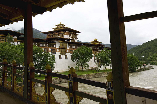 Punakha Dzong, the Former Seat of the Royal Family in Bhutan, Photo: babasteve, Flickr Punakha Dzong, the Former Seat of the Royal Family in Bhutan, Photo: babasteve, Flickr