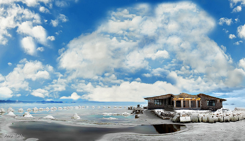 Salt Hotel Provided Lodging at Salar de Uyuni for Tours, Photo by Tati@, Flickr Salt Hotel Provided Lodging at Salar de Uyuni for Tours, Photo by Tati@, Flickr