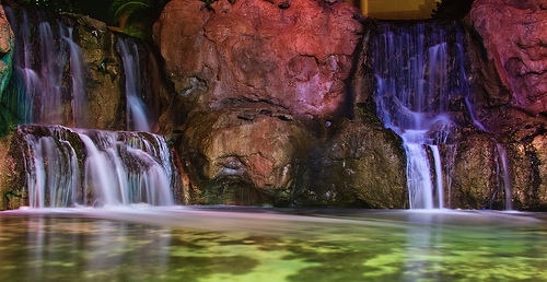 Atlantis Waterfalls on the Paradise Island in the Bahamas, Photo: chrismar, Flickr