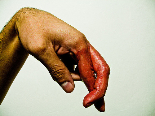 Crossed Fingers Gesture is a Sign of Good Luck Wishing, But Can Be Offensive in Other Countries, Photo: JoséMa Orsini, Flickr Crossed Fingers Gesture is a Sign of Good Luck Wishing, But Can Be Offensive in Other Countries, Photo: JoséMa Orsini, Flickr