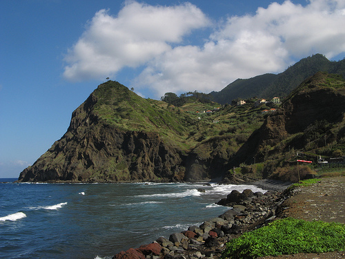 Ilha da Madeira - Hilly Coastline of the Island, Photo: Muchaxo, Flickr