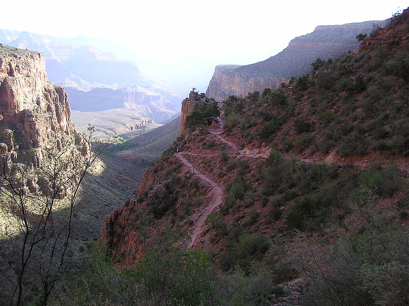 2nd Most Dangerous Hike in America: Bright Angel Trail, Grand Canyon, Arizona, Photo: Notary137, Wikipedia