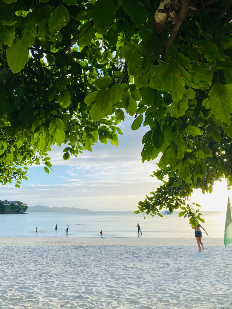 Dakak Beach in Zamboanga del Norte, Mindanao Island, Photo by Kendall Jimenez, Unsplash