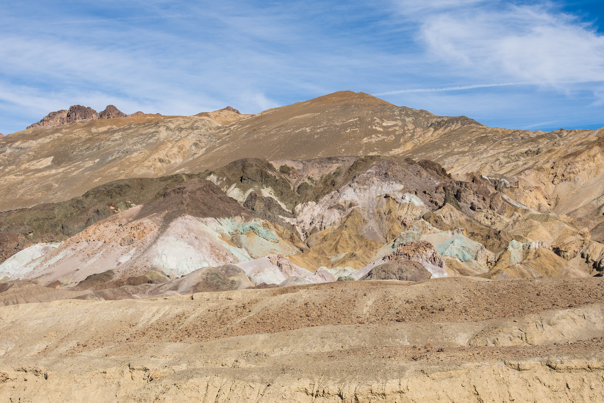 Painting the Desert: A Captivating View of Artist's Palette